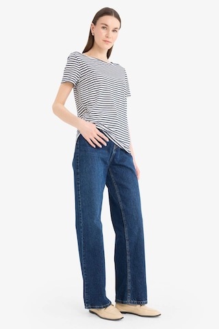 DeFacto Regular Fit Kayık Yaka Çizgili Kısa Kollu Tişört D4534AX25SMNV207