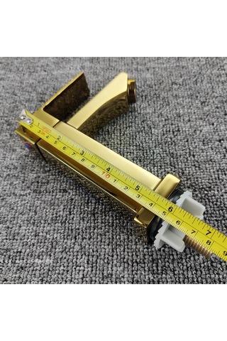 Yunboo Ev Banyo Lavabo Tek Soğuk Su Kranı, Altın Kaplama Dörtgen Tipi, Dayanıklı Malzeme, Ev Kullanıma Uygun Altın