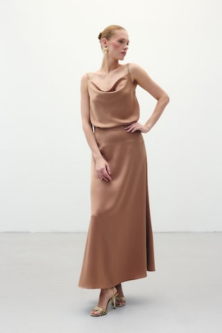 Sateen Uzun Saten Etek - Camel