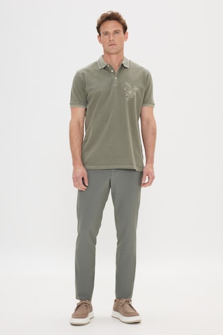 AC&Co / Altınyıldız Classics Erkek Hakı Slim Fit Dar Kesim %100 Pamuk Baskılı Polo Yaka Tişört Hakı