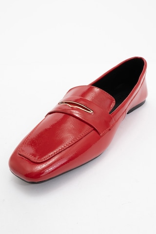 Luvishoes Luvi Shoes Irıdessa Kırmızı Rugan Hakiki Deri Tokalı Küt Burun Kadın Loafer Ayakkabı Kırmızı