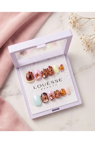 Louésse Capy Party Takma Tırnak 12 Li Kapibara Figürlü Sevimli Renkli Nail Set