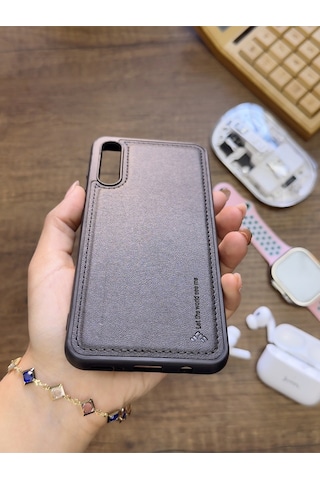 Samsung Galaxy A70 Uyumlu Premium Deri Dokulu Darbelere Karşı Dayanıklı Nazal Silikon Kılıf Siyah