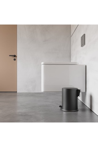 Zift Unique Paslanmaz Çelik Mat Siyah Çöp Kovası, Pedallı Ve Amortisörlü Modern Çöp Kovası 5lt Siyah