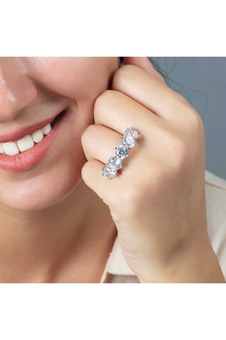 Tesbihane Starlight Diamond Pırlanta Montür 925 Ayar Gümüş Kadın Baget Yüzük Beyaz