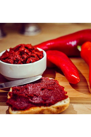 Güleç Köy Tatlı Biber Salçası 2 KG