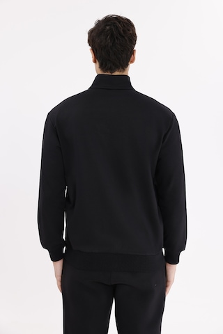 Rowinger Cepli Dik Yaka Tam Fermuarlı Göğüs Arma Detaylı Rahat Kalıp Mevsimlik Sweatshirt Black