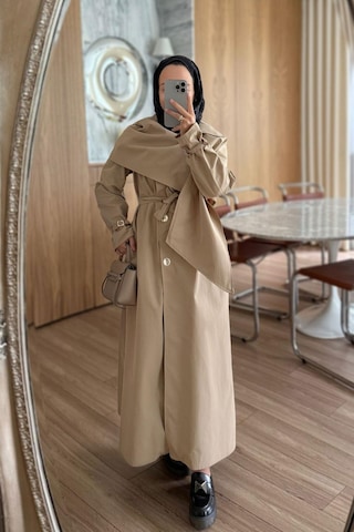 Ka Hijab Şal Detay Maxi Boy Trençkot - Bej