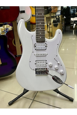 2 Humbucker 1 Sıngle Beyaz Elektro Gitar Kılıf Pena Dahil Kod 6308