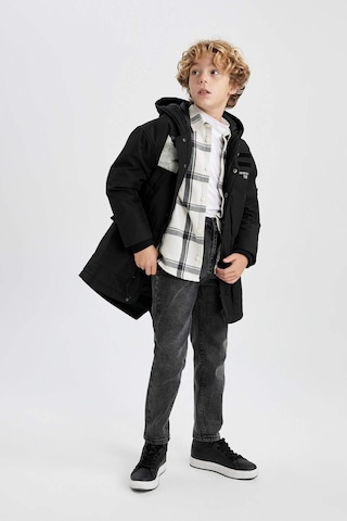 Defacto Erkek Çocuk Su İtici Kapüşonlu Mont Kaban A2732A823WNBK27 Siyah