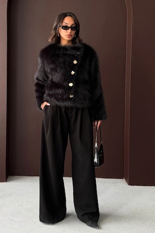 Kadın Vintage Peluş Tüylü Crop Ceket Altın Düğmeli Bisiklet Yaka Kışlık Şık Ceket Siyah