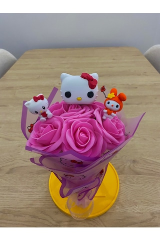 Hello Kitty Temalı Buket Pembe Yapay Gül Buketi Bebek Pembesi