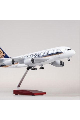 Singapore Airlines A380 Yolcu Uçağı Model Uçak 1/160 46cm