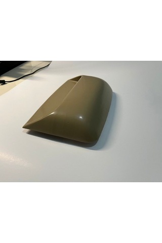 Toyota Avensis 03-09 Uyumlu Arka Stop Kapağı