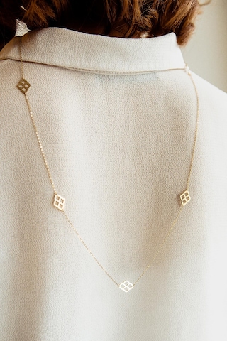 Gömlek Üstü Şık Tasarım Altın Kolye