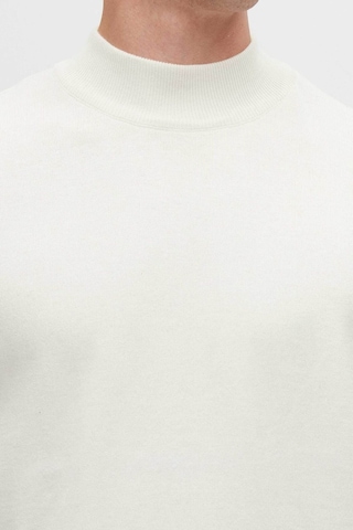 D's Damat Regular Fit Ekru Pamuk Karışımlı Yarım Balıkçı Triko Kazak Ekru