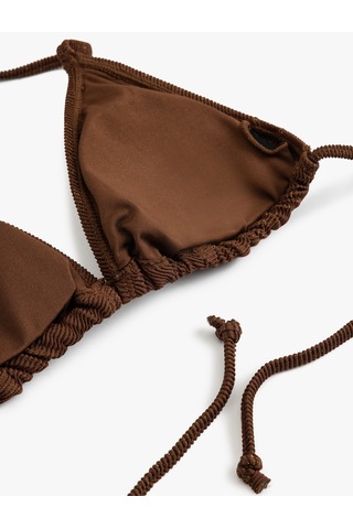 Koton Parıltılı Astarlı Hafif Destekli Boyundan Bağlamalı Üçgen Bikini Üstü Kahverengi 5sak10074mm Kahve
