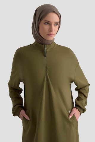Armine Trend Yarım Fermuarlı Kolları Ribanalı Cepli Örme Tunik Yağ Yeşili 25kt461 Yağ Yeşili