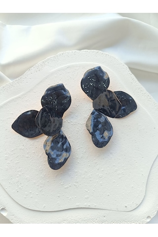 Füme Çiçek Desenli Küpe Altın - Siyah