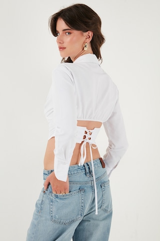 Lela Fitted Fit Pamuklu Korse Detaylı Uzun Kollu Crop Bayan Gömlek 611Go00376 Beyaz
