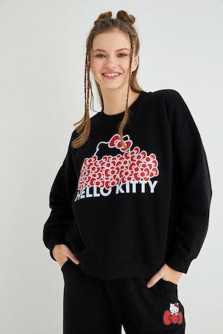 Hello Kitty Lisanslı Baskılı Kalın Oversize Fit Sweatshirt Çok Renkli