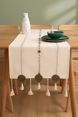 Yeşil Nakışlı Dantelli Runner 50x130 Cm Krem