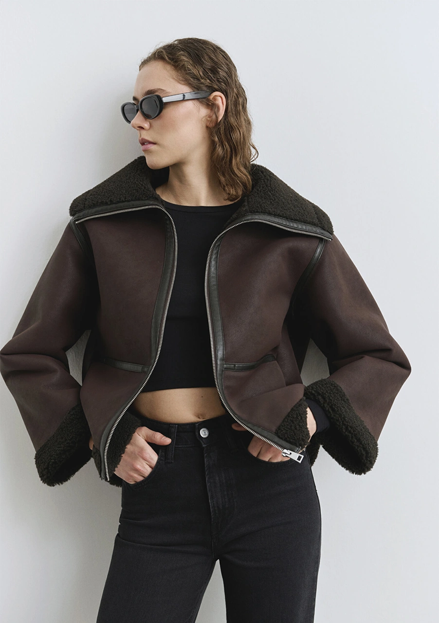 Mavi - Suni Kürk Detaylı Kahverengi Suni Deri Ceket 1110718-70219 Kahverengi