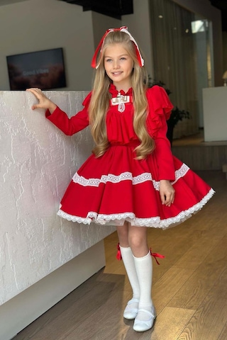 Riccotarz Kız Çocuk Göğsü Ve Yakası Fırfırlı Eteği Pliseli Dantel Şerit Detaylı Kırmızı Elbise Kırmızı