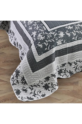 Helen Çift Kişilik Kapitone Yatak Örtüsü Çok Renkli