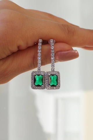 Niki Aksesuar Diamond Model Yeşil Taşlı Küpe Koyu Yeşil
