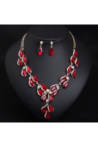 Kristal Değerli Taş Köprücük Kemiği Kısa Kolye Küpe Takı Seti Moda Kadın Aksesuarları Kırmızı