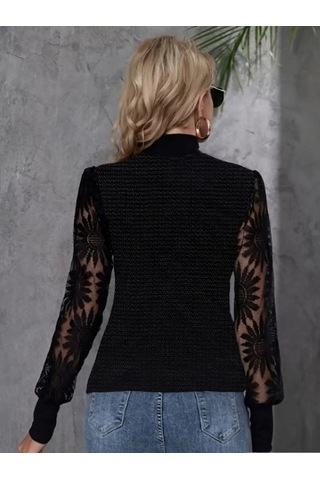 Kadın Yarım Balıkçı Yaka Dantelli Uzun Kollu Viskon Bluz Siyah