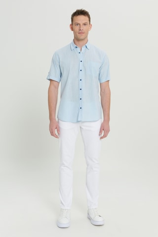 AC&Co / Altınyıldız Classics Erkek Açık Mavi Comfort Fit Düğmeli Yaka %100 Pamuk Flamlı Kısa Kollu Casual Gömlek 4A2022200132amvXL Açık Mavi
