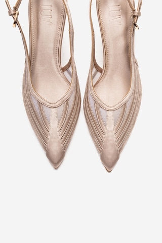Luvishoes Fauna Bej Saten Kadın Topuklu Ayakkabı Bej