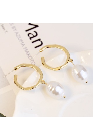 1030402303 Büyük C Saplama Küpe Takı