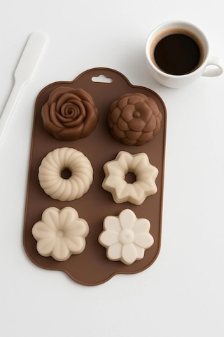Silikon Kek Ve Çikolata Kalıbı 6 Lı Krem Renk Pasta Tatlı Muffin Kalıbı Çok Renkli