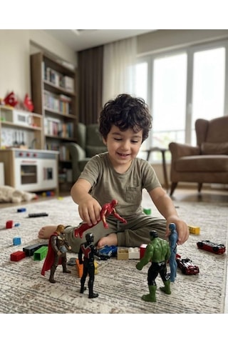 Işıklı 5 Karakterli Eklemleri Hareket Eden Süper Kahraman Figür Oyun Seti