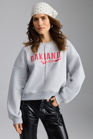 Grımelange Daleska Kadın Organik Pamuklu Yumuşacık Önü Kesikli Baskılı Yuvarlak Yaka Grimelanj Sweatshirt
