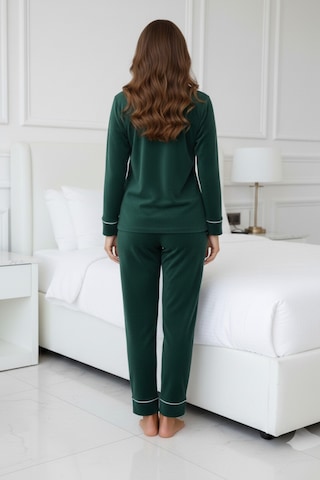 Kadın Kadife Boydan Düğmeli Şerit Detaylı 2'li Pijama Takım ZÜMRÜT