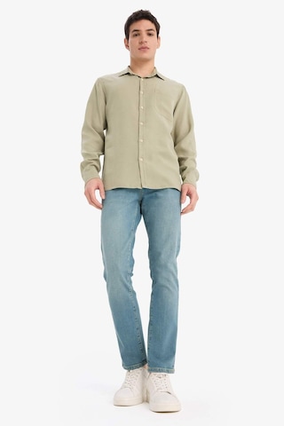 DeFacto Regular Fit Basic Düz Tensel Uzun Kollu Gömlek B2907AX25SPKH373