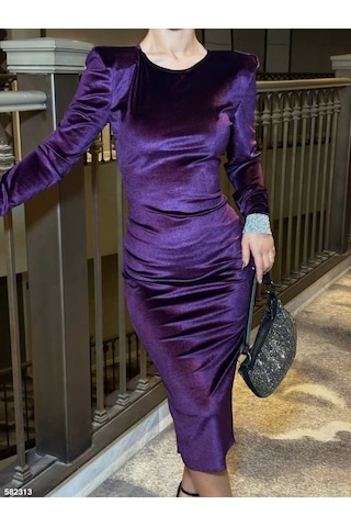 Kadın Bisiklet Yaka Vatkalı Manşet Detay Kadife Kumaş Midi Boy Elbise Mor
