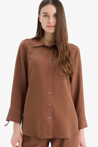 DeFacto Regular Fit Basic Düz Uzun Kollu Gömlek C3819AX25SPBN519