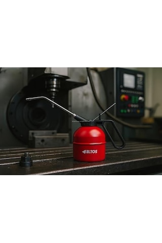 Metal Yağdanlık, Endüstriyel Yağlama Şişesi, Makine Yağı, İnce Akıtma Uç, Sızdırmaz Kapak, Otomotiv, Cnc, Bakım Yağlık, Dayanıklı, Metal Uçlu, Kontrollü Akış, Ergonomik Tutuş 300 Cc