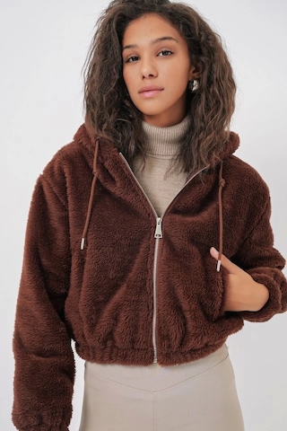 Defymoda 5193 Kapüşonlu Peluş Crop Ceket - Kahverengi Kahverengi