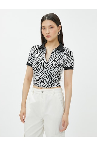 Koton Crop Tişört Zebra Desenli Yarım Fermuarlı Polo Yaka Siyah Desenli 3sak50442ek