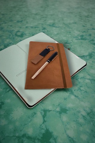 Kalem Defter Anahtarlık Hediye Kutusu