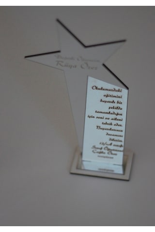 Mezuniyet Hatırası Plaket Tasarım Kişiye Özel İsim Yazılı Altın