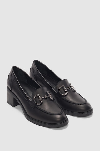 Elarisse Hakiki Deri Gümüş Aksesuar Detaylı Kadın Loafer- Siyah
