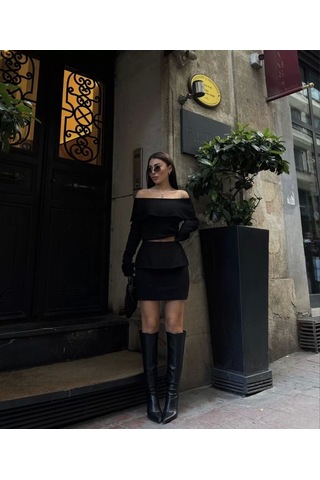 Straplez , Madonna , Carmen Yaka Croplu Mini Etekli İkili Takım Triko - Siyah Siyah