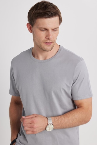 Tudors Unisex Slim Fit Dar Kesim %100 Pamuk Yumuşak Dokulu Gri Bisiklet Yaka Tişört-34826 Gri